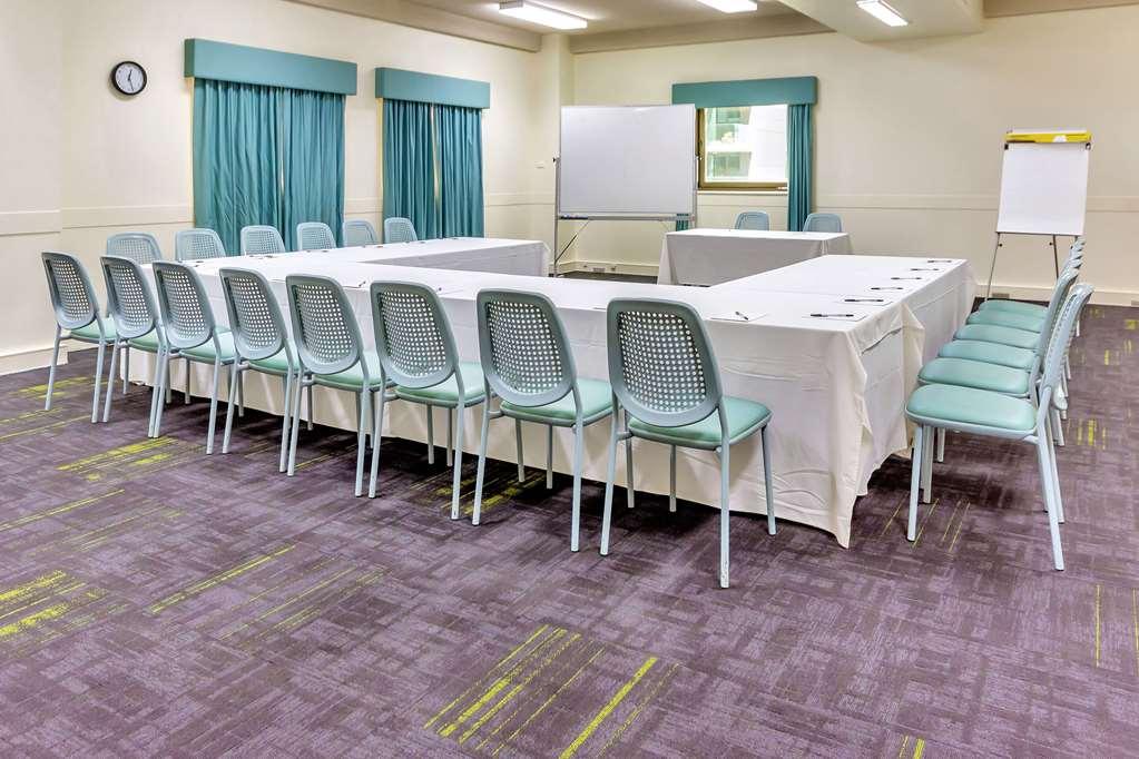 Comfort Inn & Suites Goodearth Перт Удобства фото